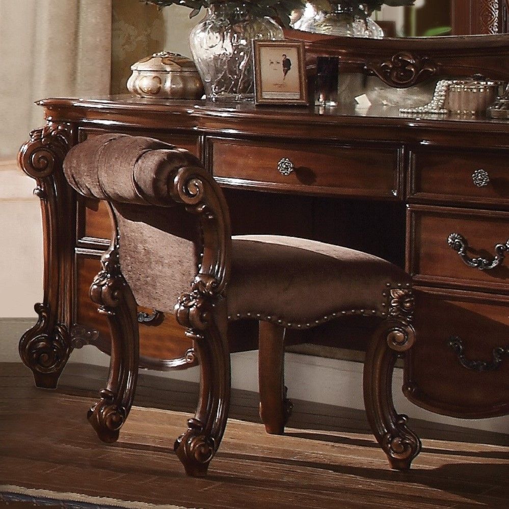 Vendome Bedroom Vanity Set